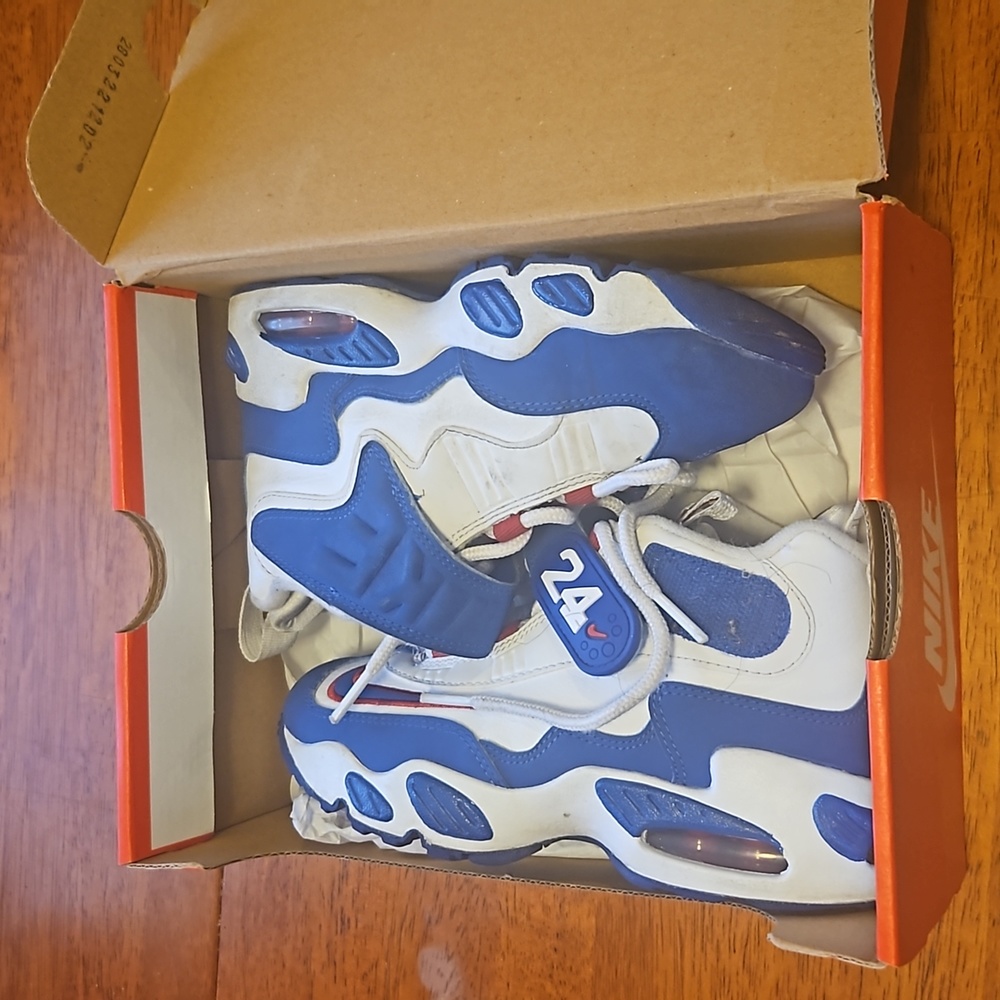 Shoes